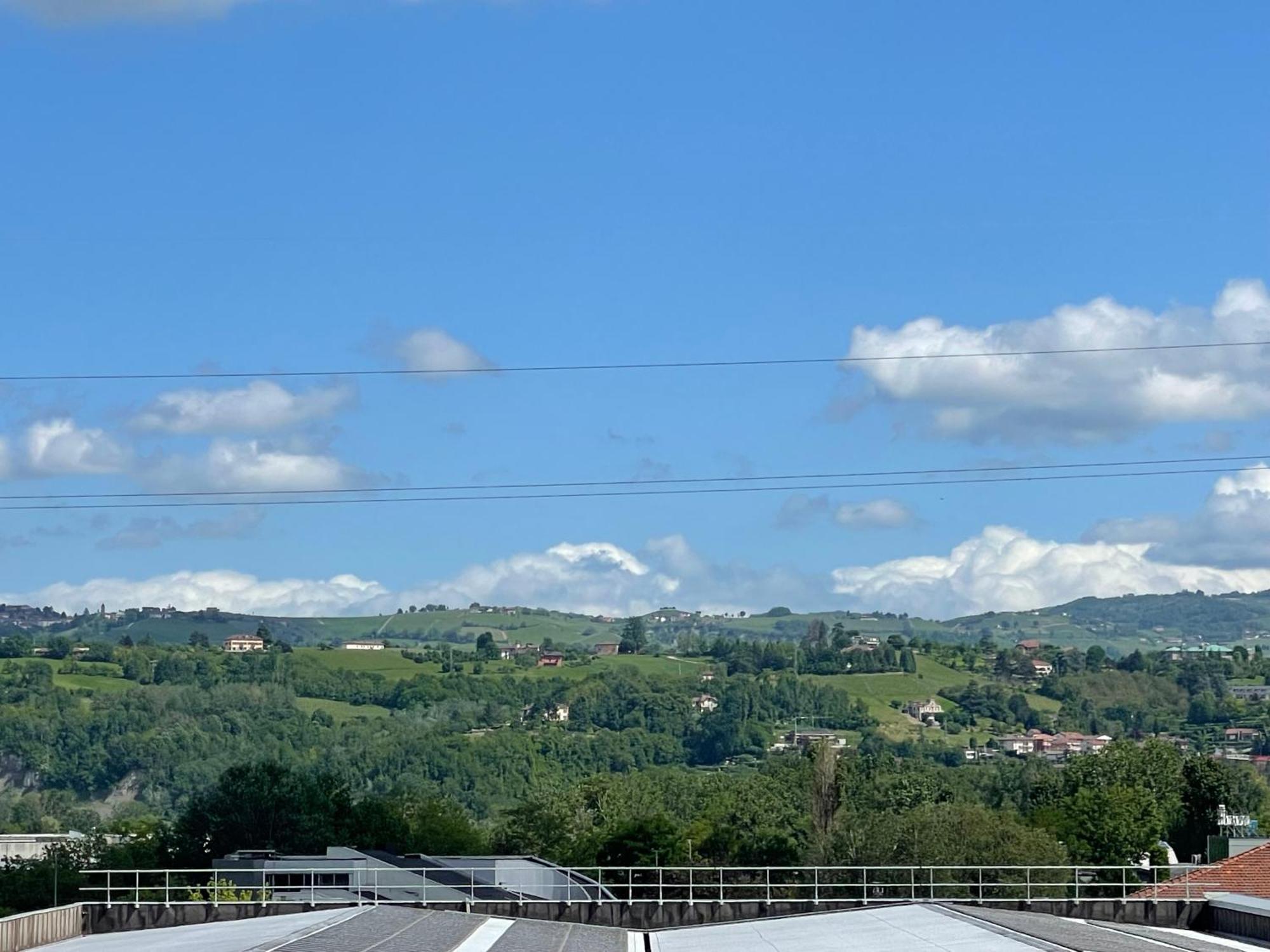 Borgo Divino Alba (Piedmont) Exterior foto